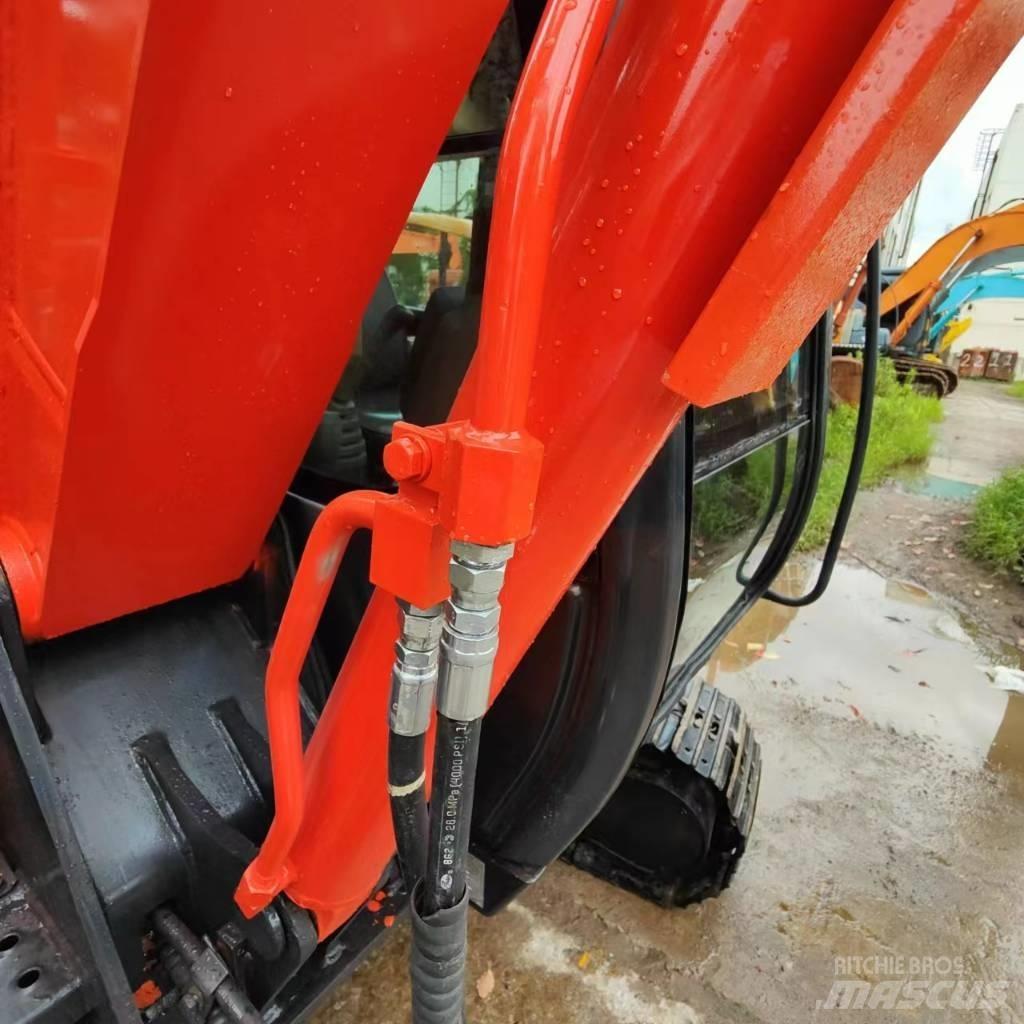 Hitachi ZX 60 Mini excavatoare < 7t