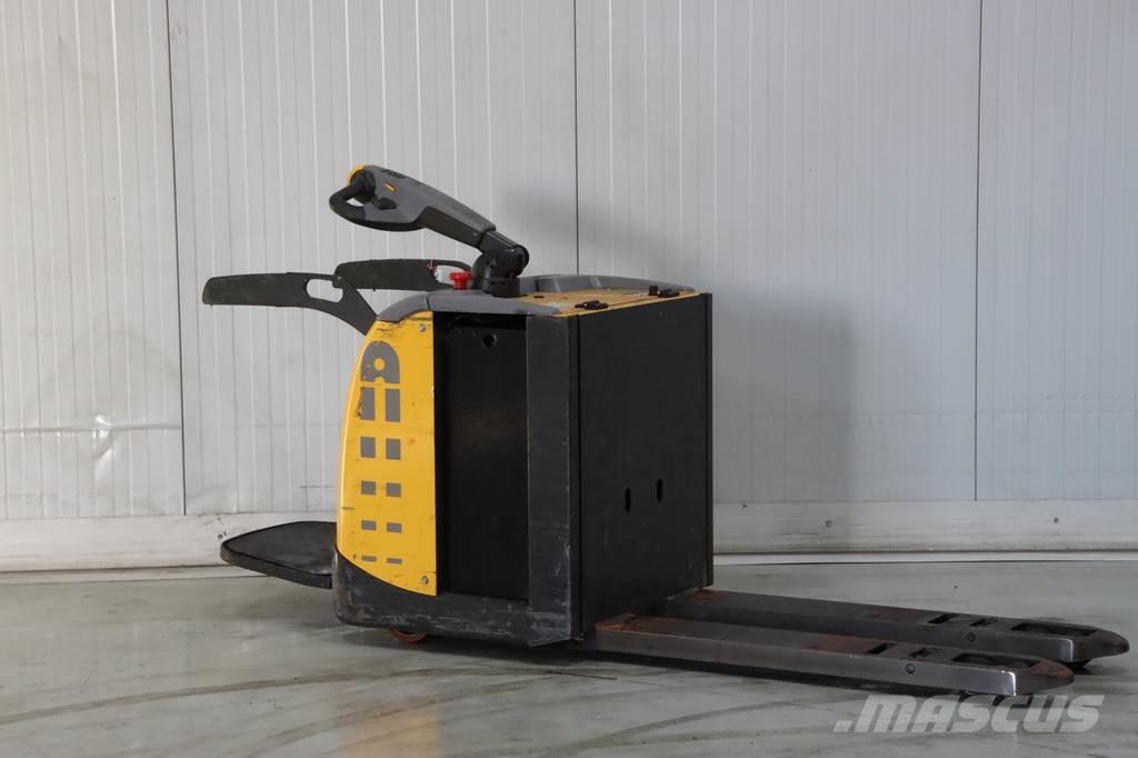 Atlet PLP/200P Transpaleta manuala