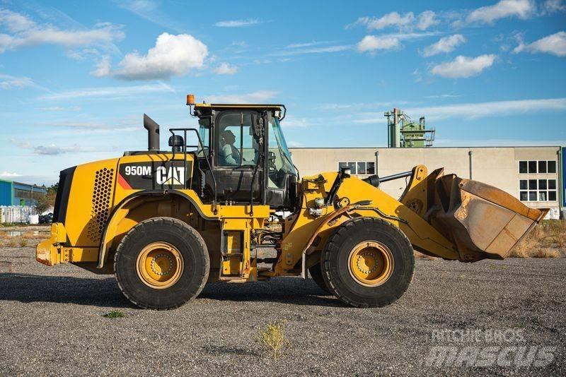 CAT 950M Incarcator pe pneuri