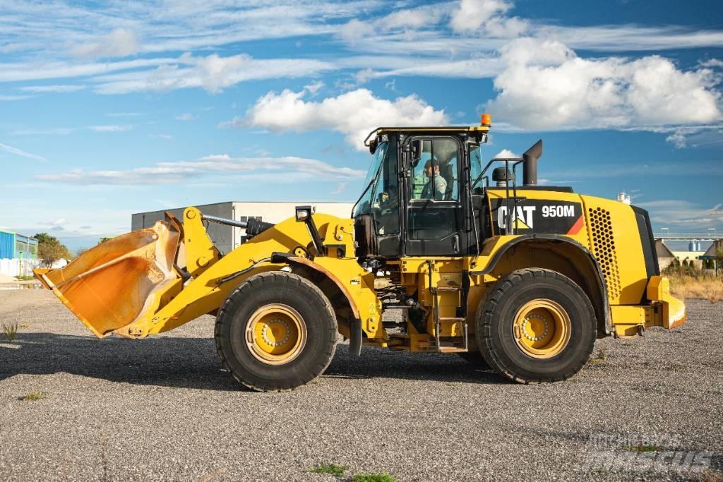 CAT 950M Incarcator pe pneuri