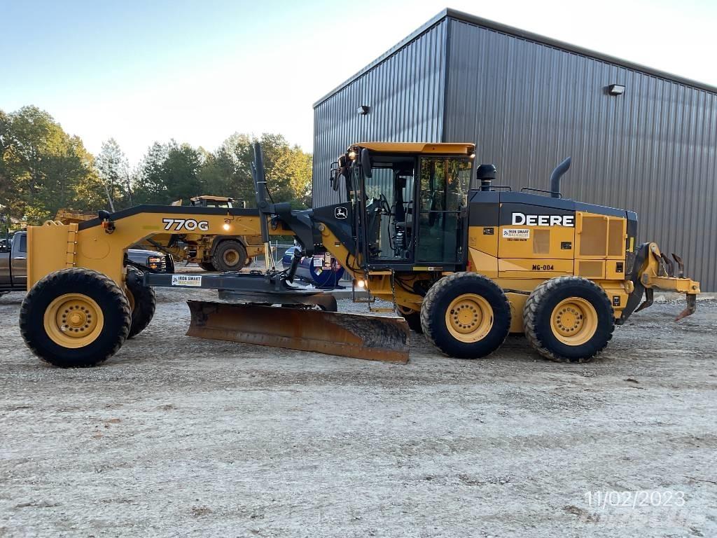 John Deere 770 G Gredere