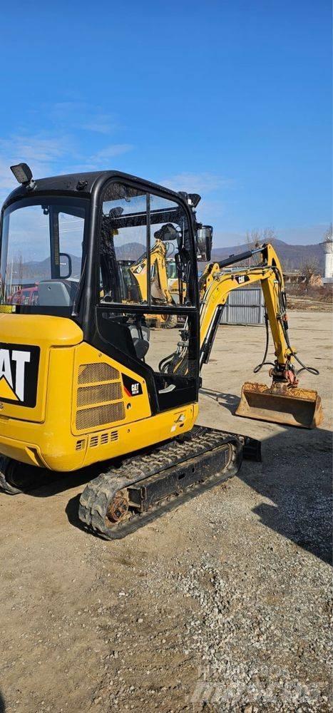CAT 302.2 D Mini excavatoare < 7t