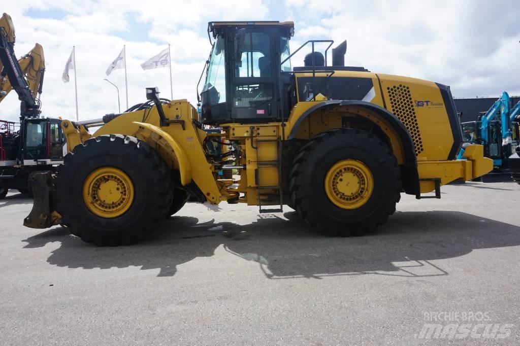 CAT 980M Incarcator pe pneuri