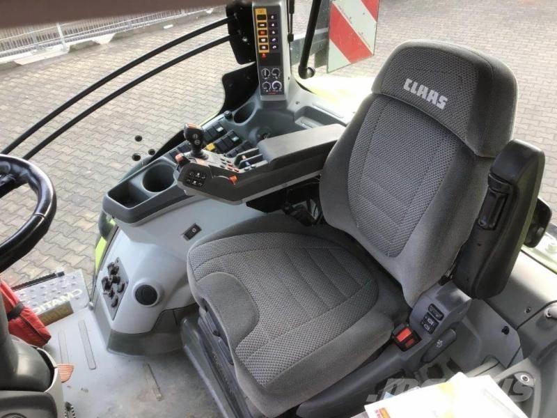 CLAAS AXION 810 Tractoare