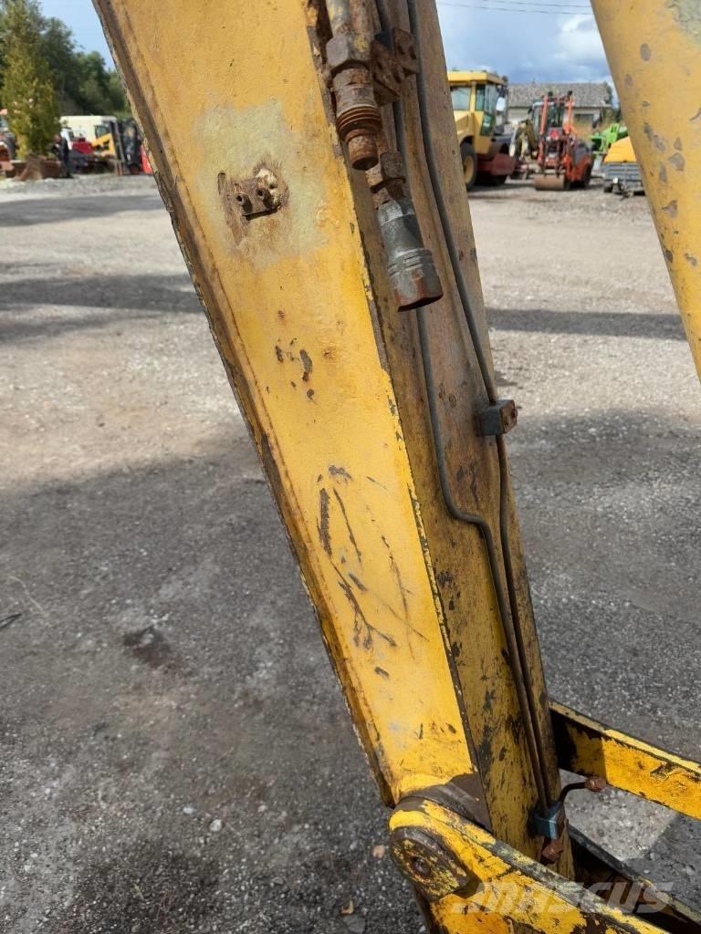 New Holland E 215 Excavatoare cu brat lung