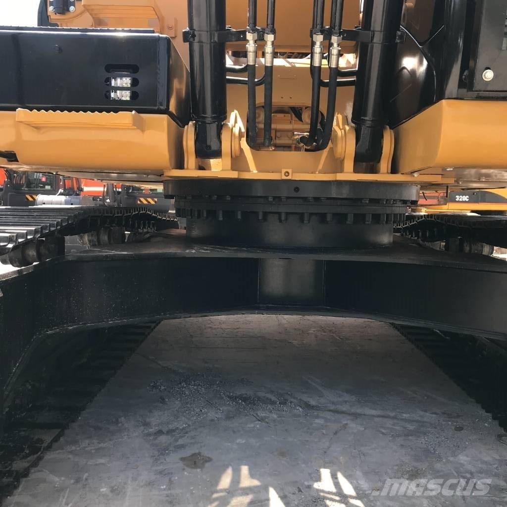 CAT 320 D L Excavatoare pe șenile
