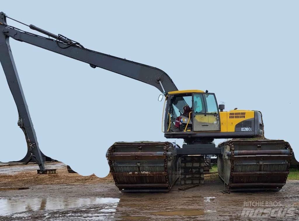 Volvo EC 210 C L Excavator amfibiu