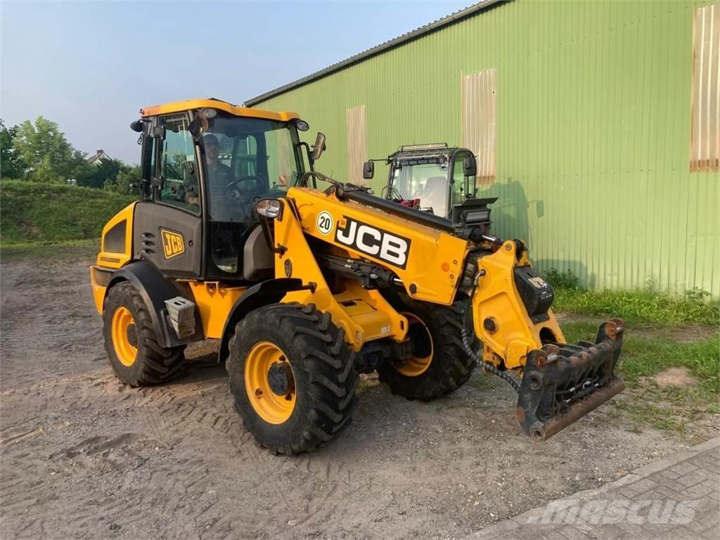 JCB TM 220 Manipulatoare agricole