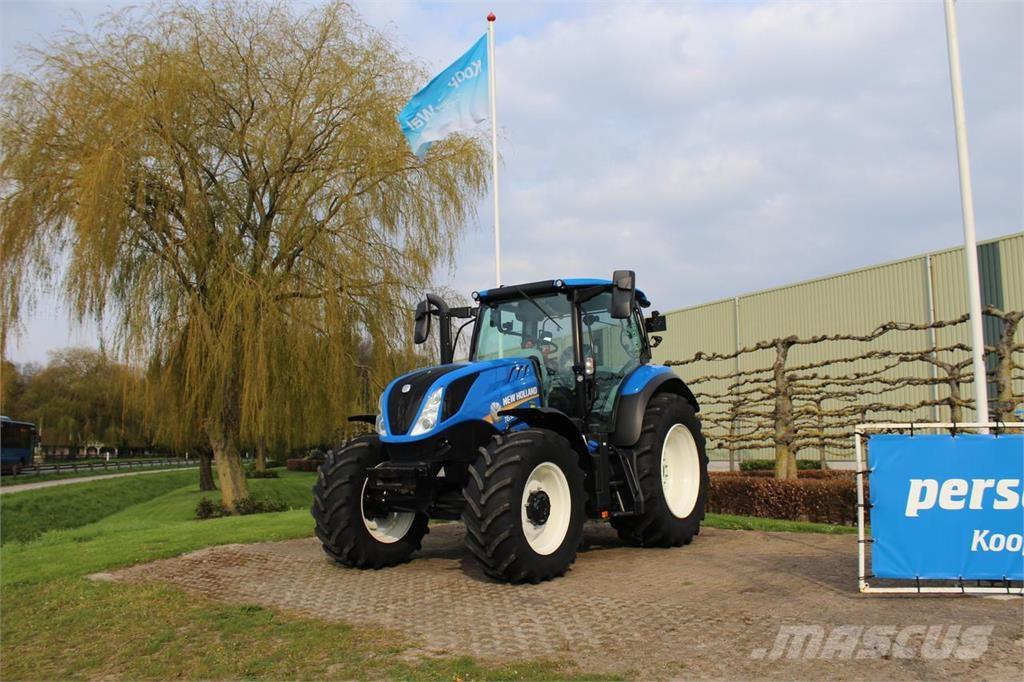 New Holland T6.155 Tractoare