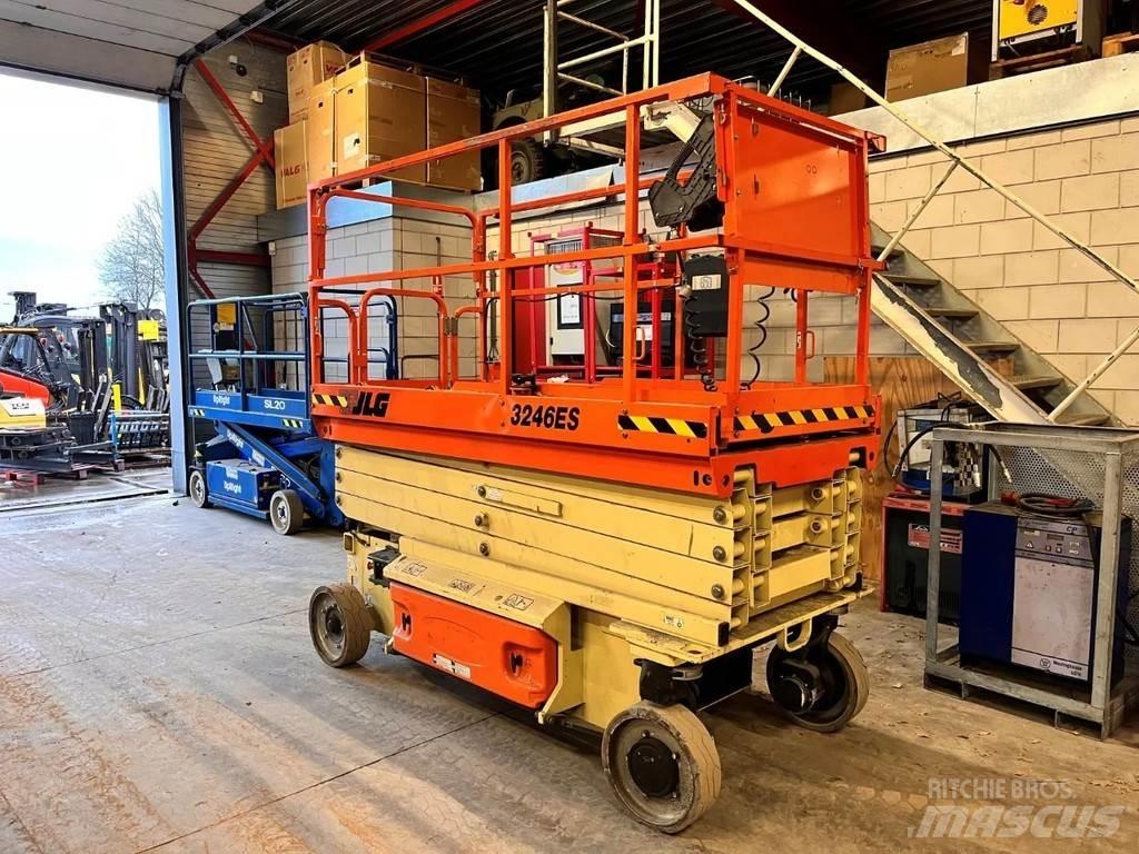 JLG 3246ES Platforme foarfeca