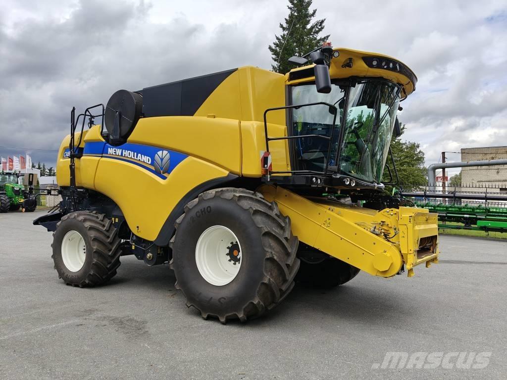 New Holland CX 8.90 Combine de secerat