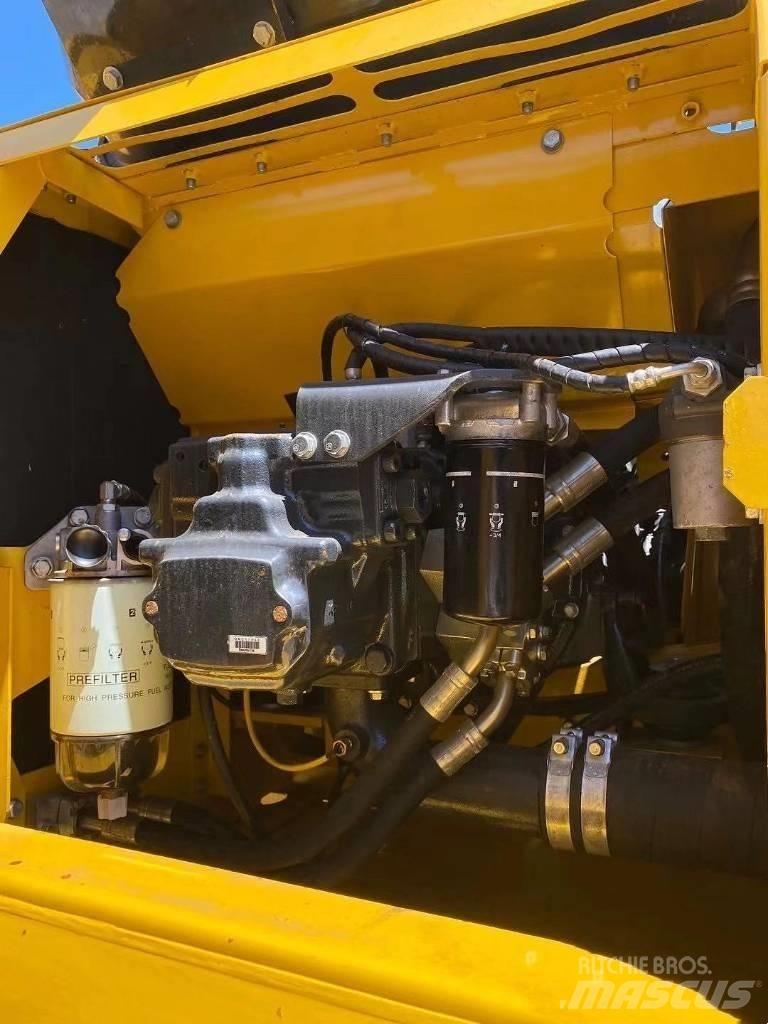 Komatsu pc200- 8 Excavatoare pe șenile
