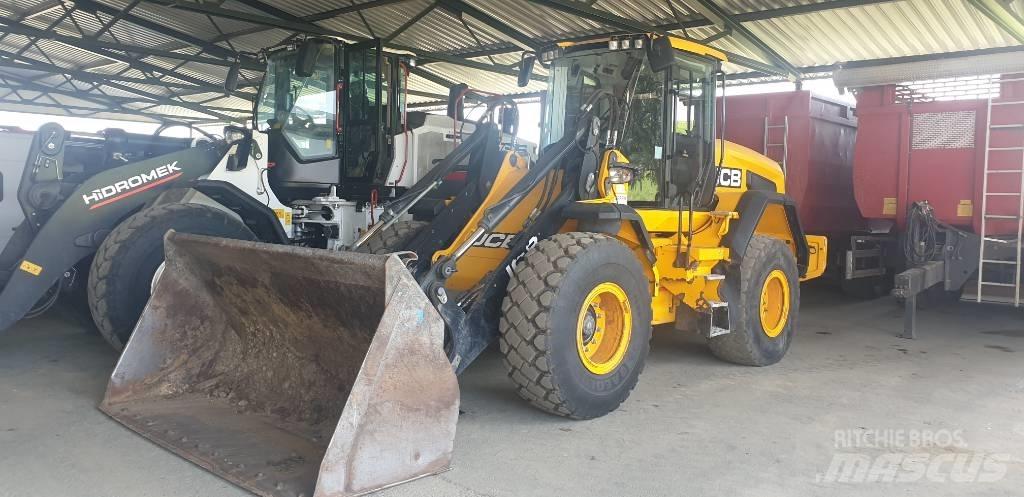 JCB 437 Incarcator pe pneuri