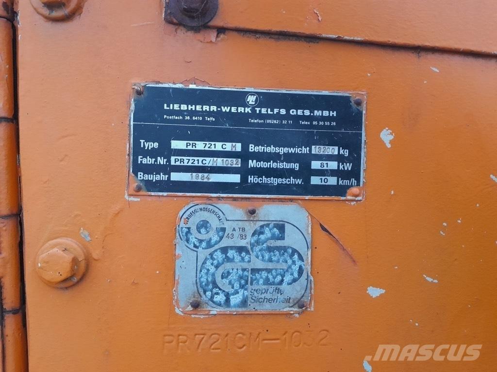 Liebherr PR 721 C Buldozere pe senile