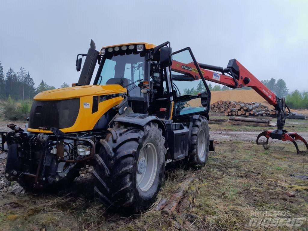 JCB 2155 Utilaje de manevrarea a bustenilor