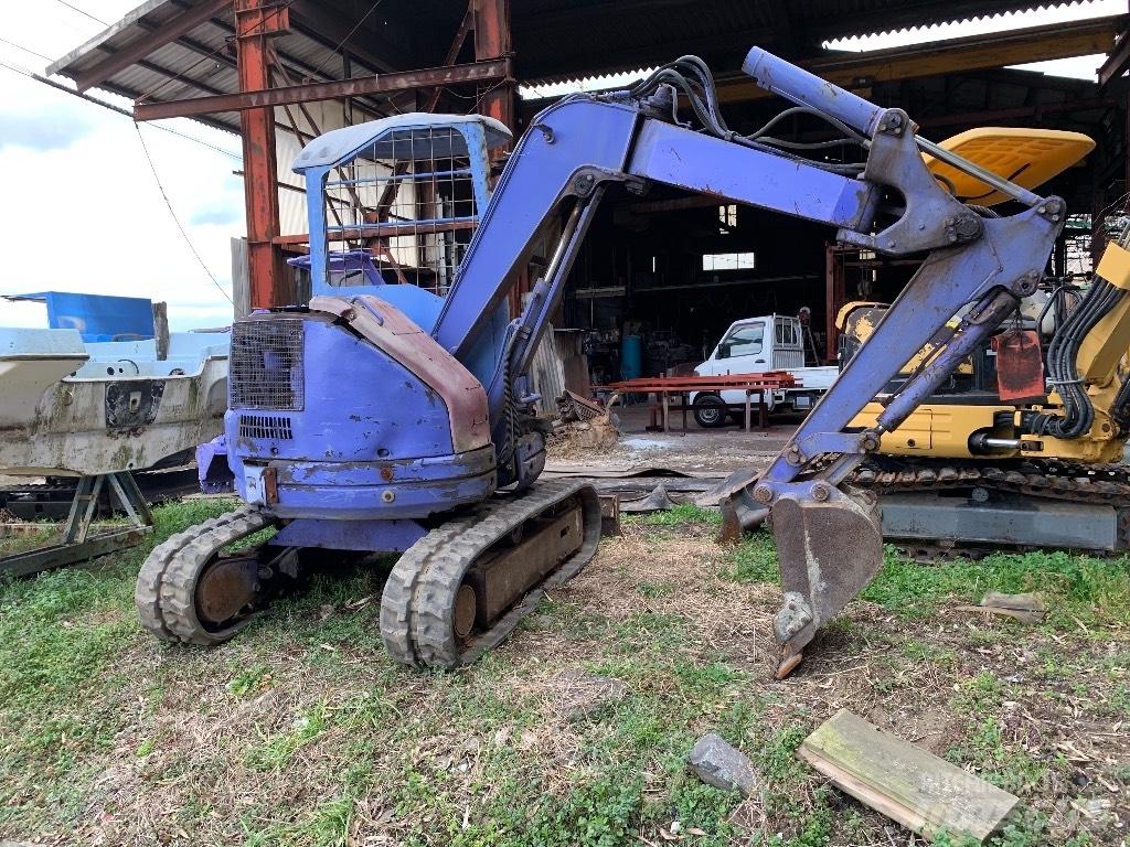 Komatsu PC28UU-2 Mini excavatoare < 7t