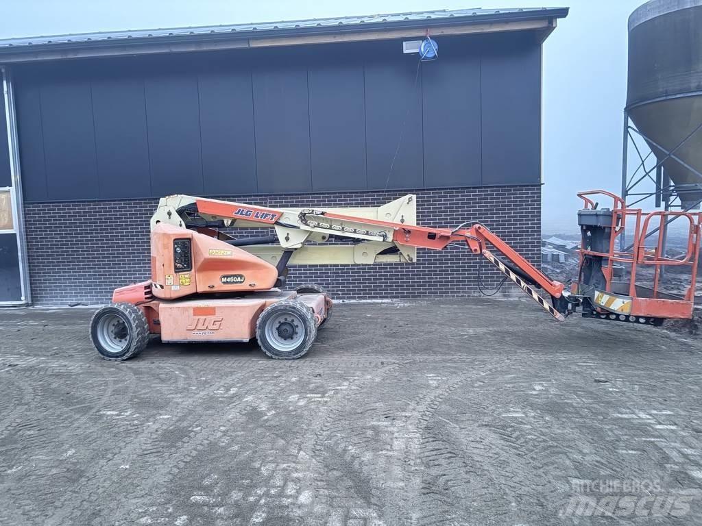 JLG 450aj Nacele cu brat articulat