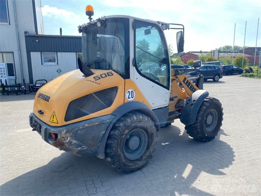 Liebherr L 506 C Incarcator pe pneuri