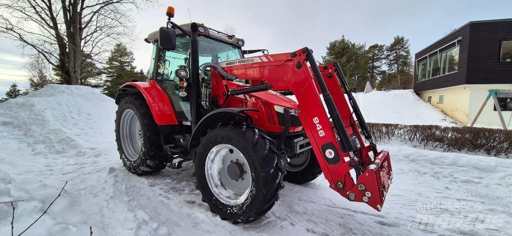 Massey Ferguson 5612 Tractoare
