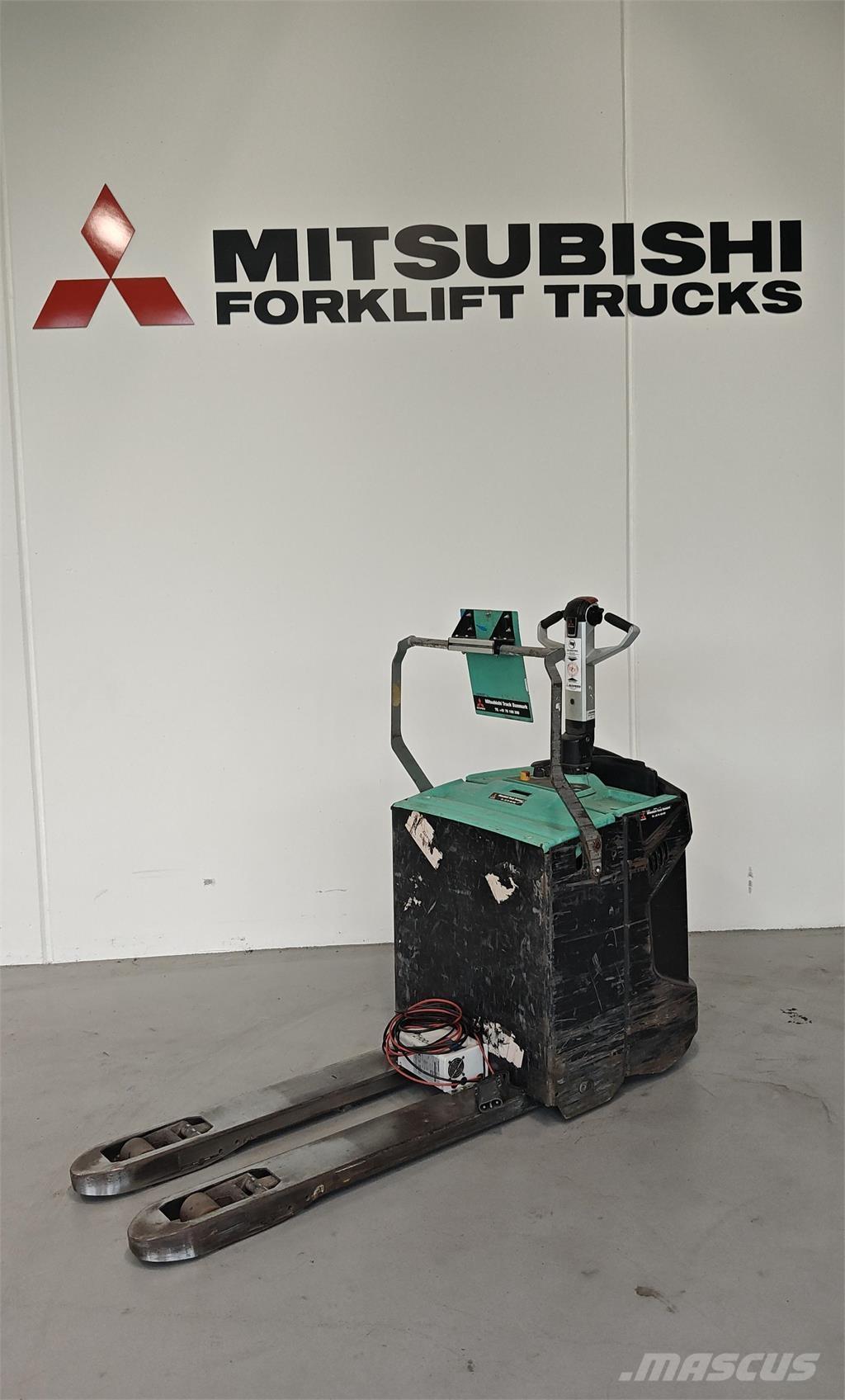 Mitsubishi PBV20N2 Camioane cu platforma