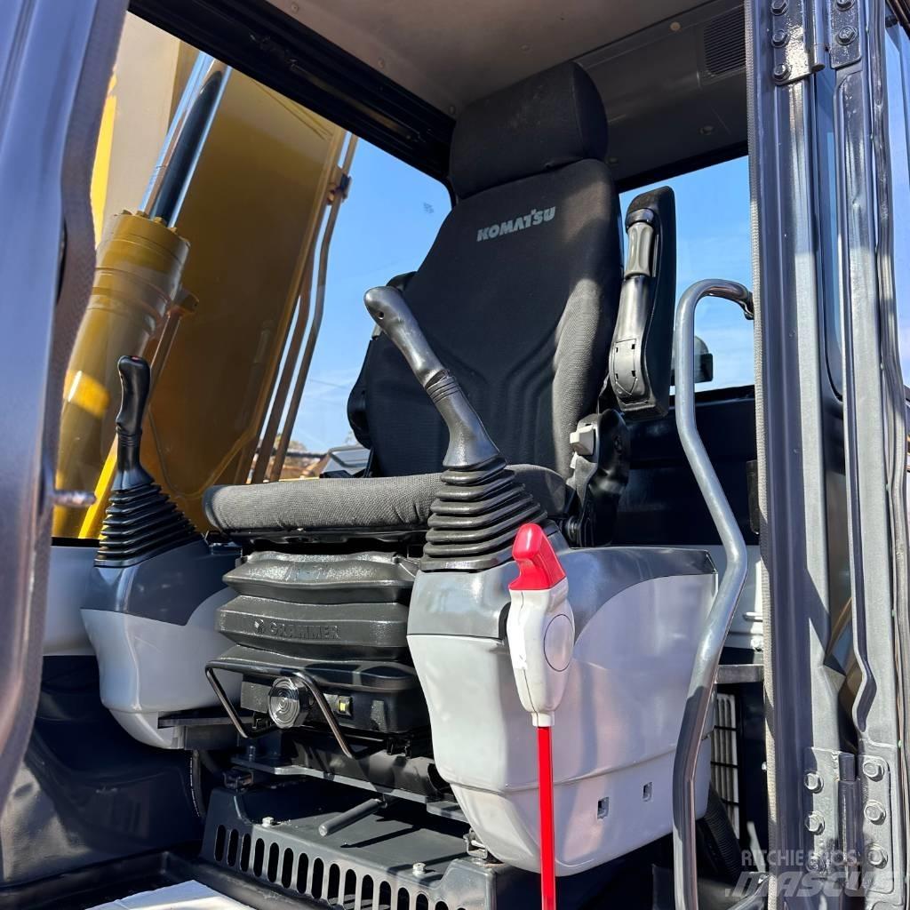 Komatsu PC 130-7 Excavatoare pe șenile
