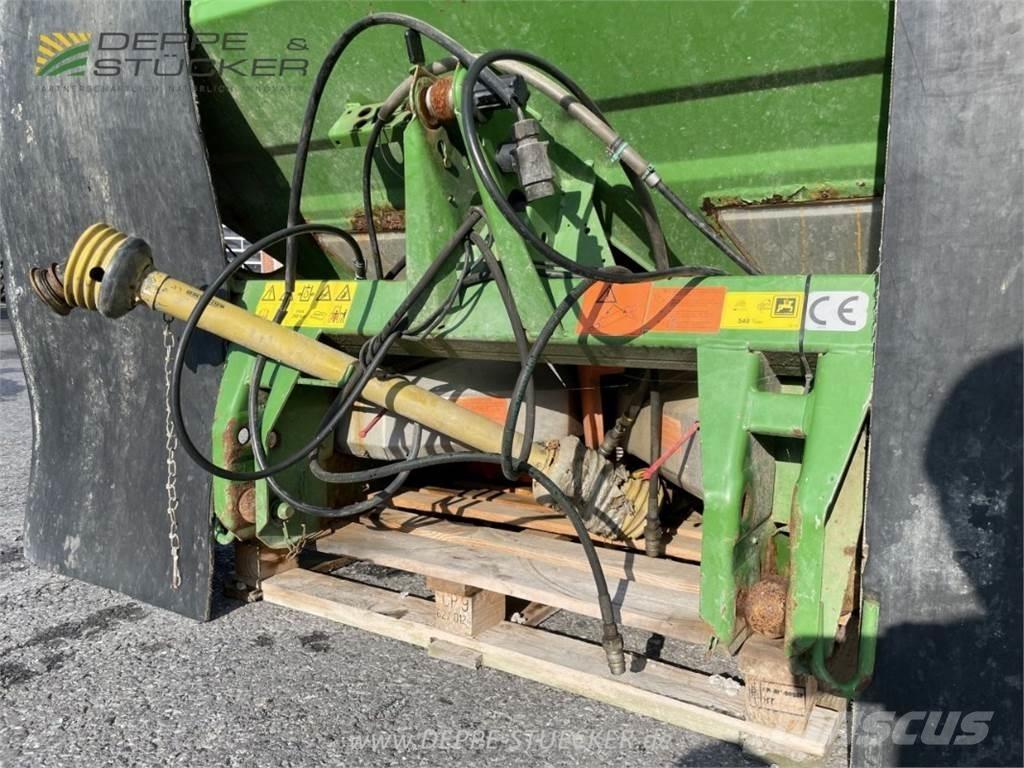 Amazone ZAM 1500 Împrastierea mineralelor