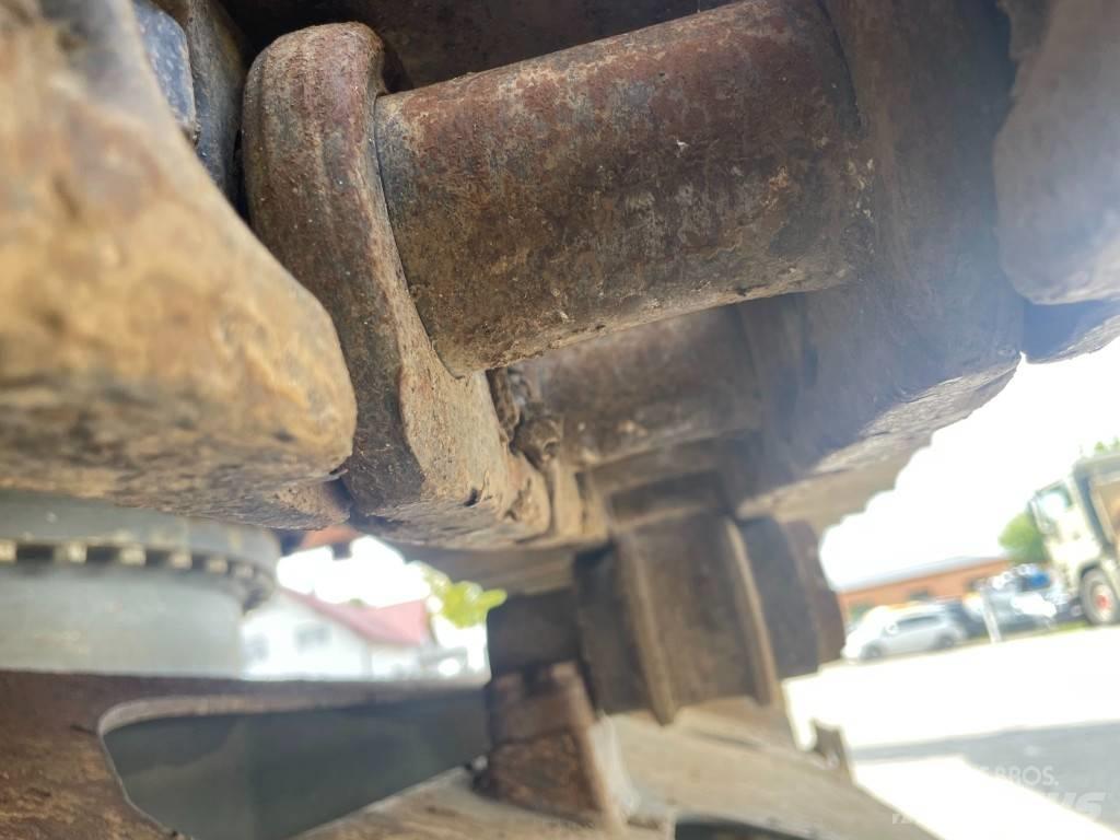 Liebherr R 916 LC Excavatoare pe șenile

