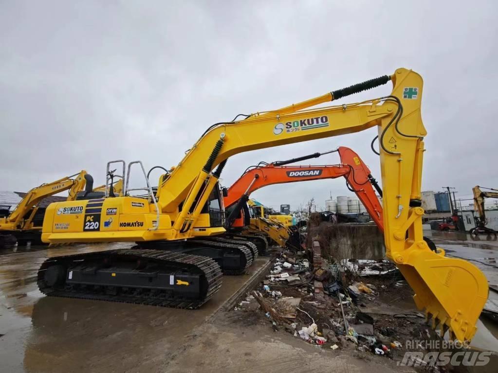 Komatsu PC 220-8 Excavatoare pe șenile
