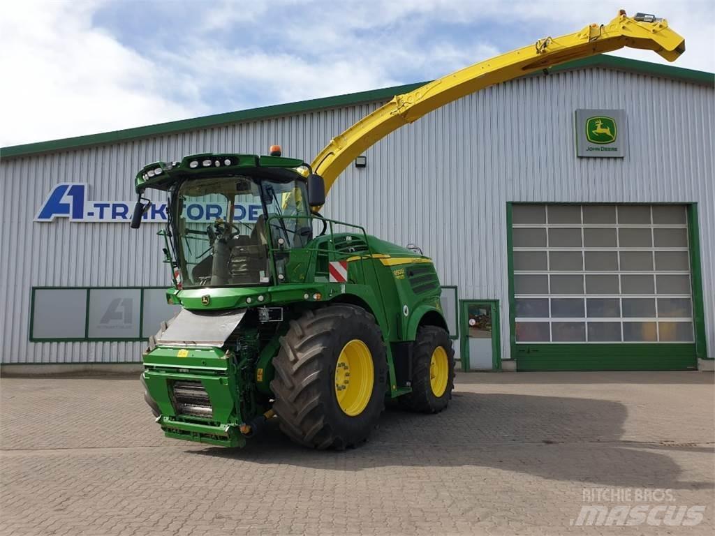 John Deere 8500 Culegatoare de nutret