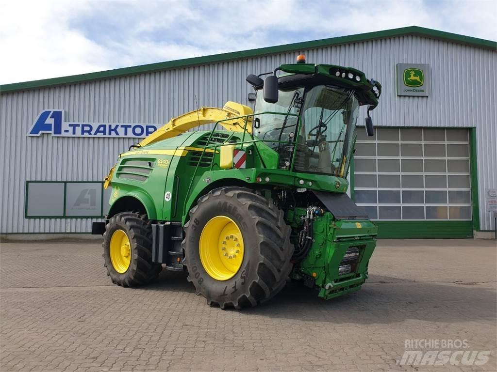 John Deere 8500 Culegatoare de nutret