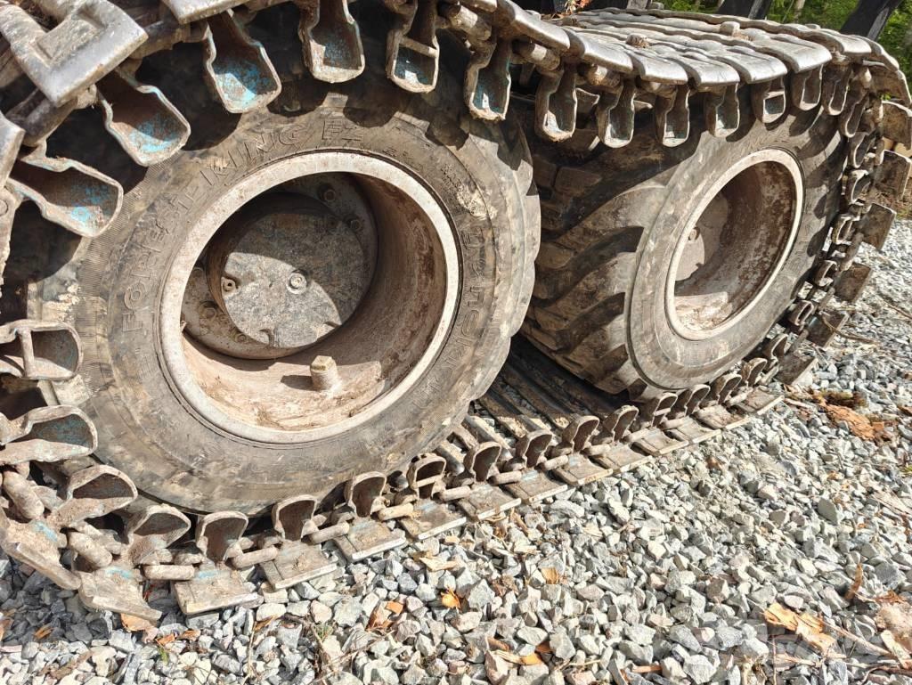 Komatsu 855 Transportoare