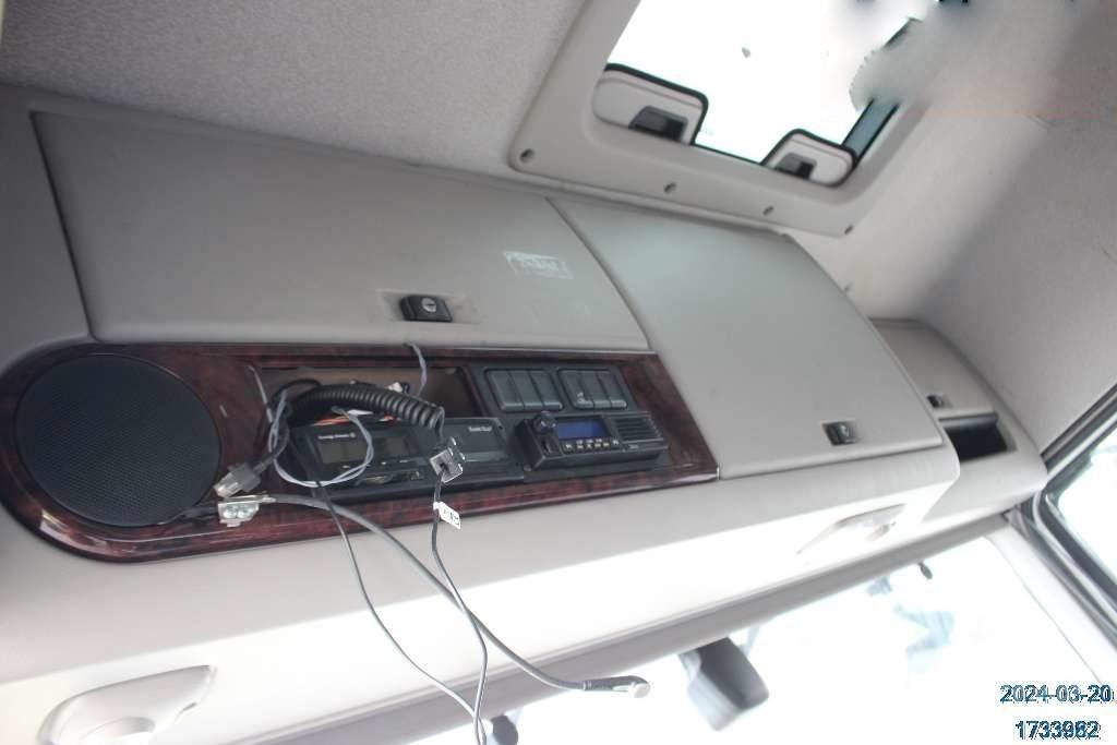 DAF XF 510 Cabine si interior