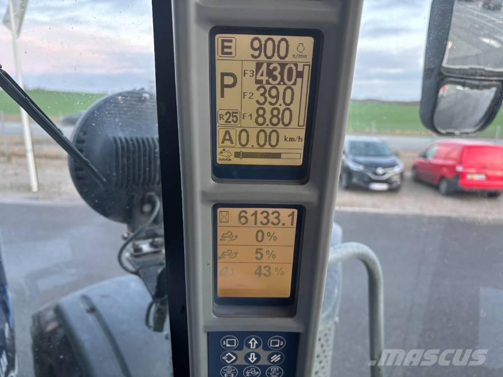 New Holland T 8.410 Tractoare