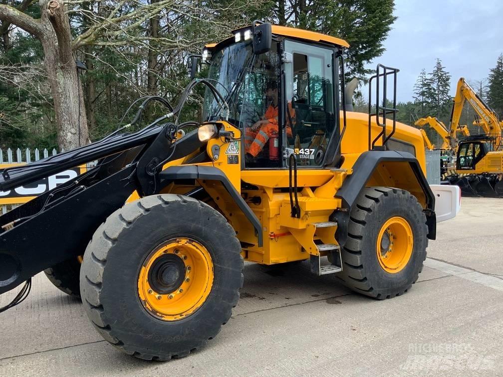 JCB 437 HT Incarcator pe pneuri