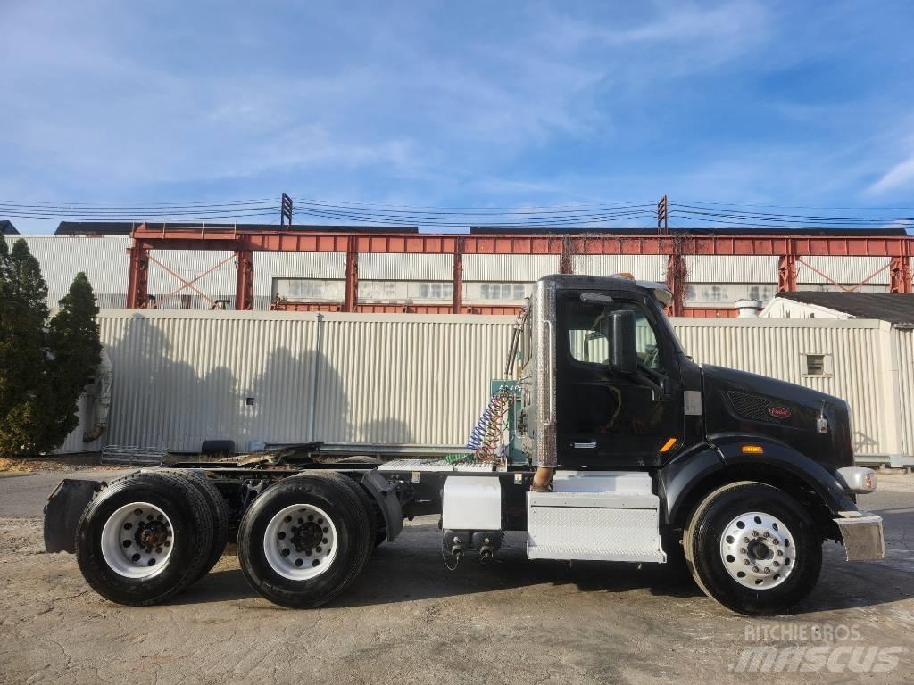 Peterbilt 567 Autotractoare