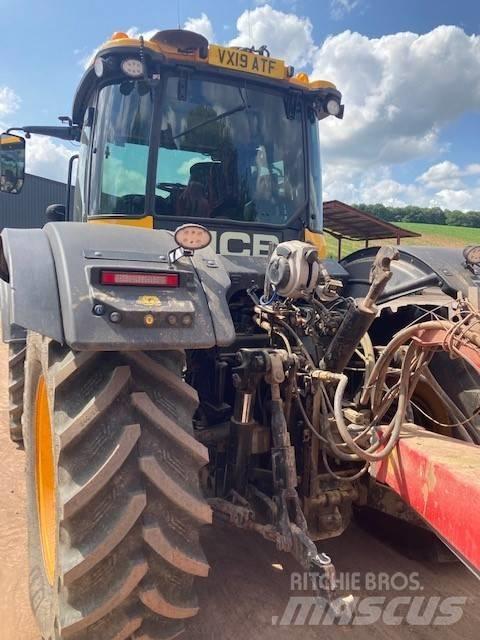 JCB Fastrac 4220 Tractoare