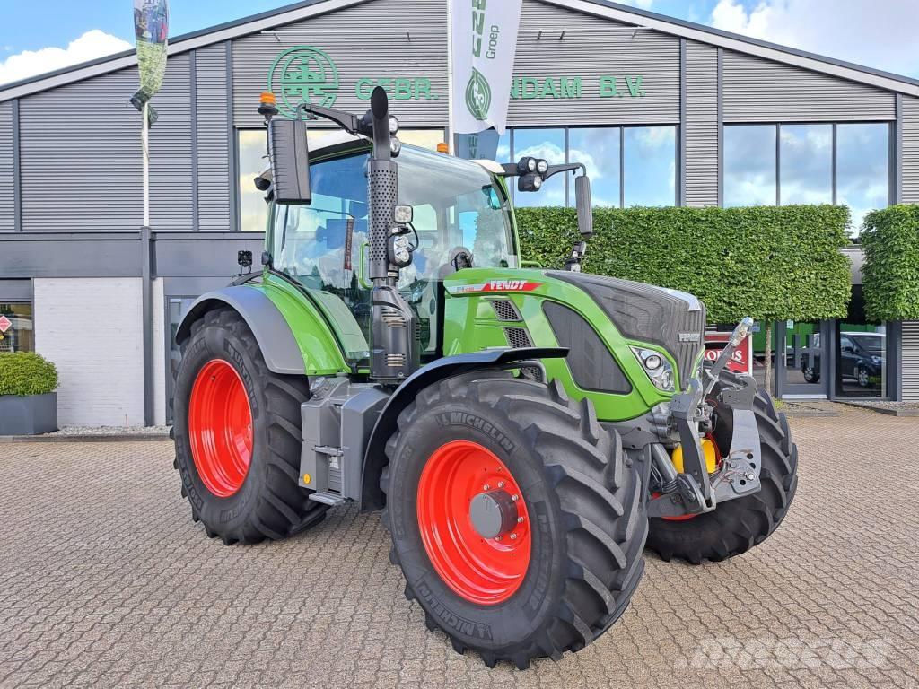 Fendt 516 Profi Plus Tractoare
