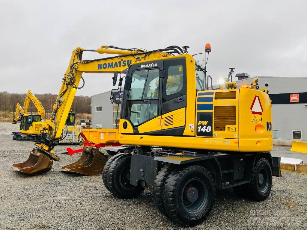Komatsu PW148-11 Excavatoare cu roti