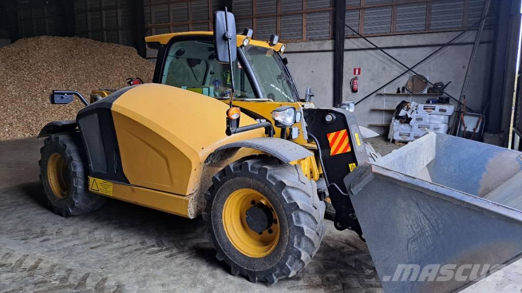 CAT TH306D Manipulatoare agricole