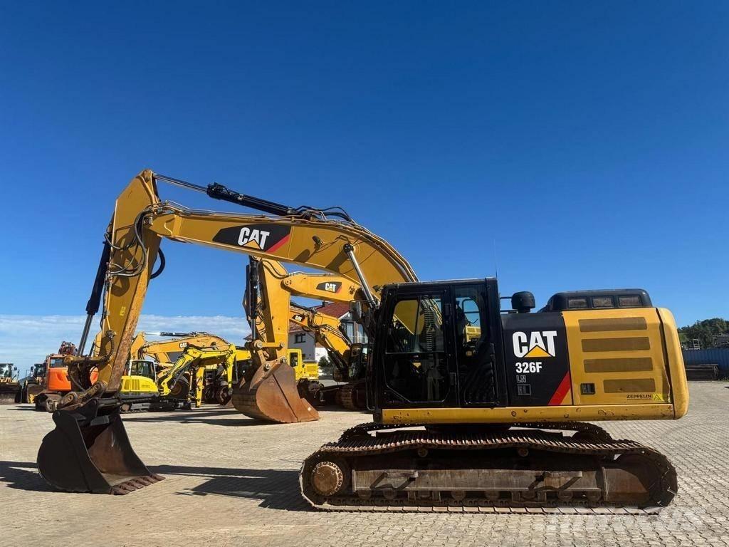 CAT 326 F LN Excavatoare pe șenile
