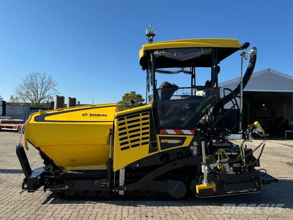 Bomag BF 300 C-2 Pavatoare asfalt