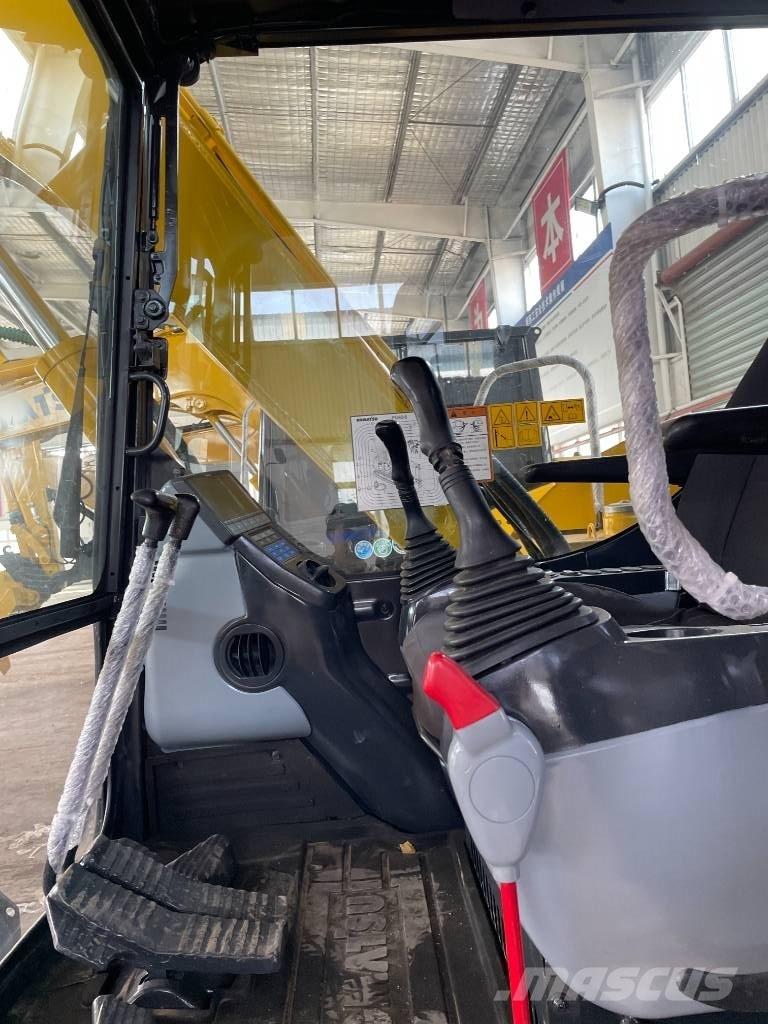 Komatsu PC 70 Excavatoare 7t - 12t