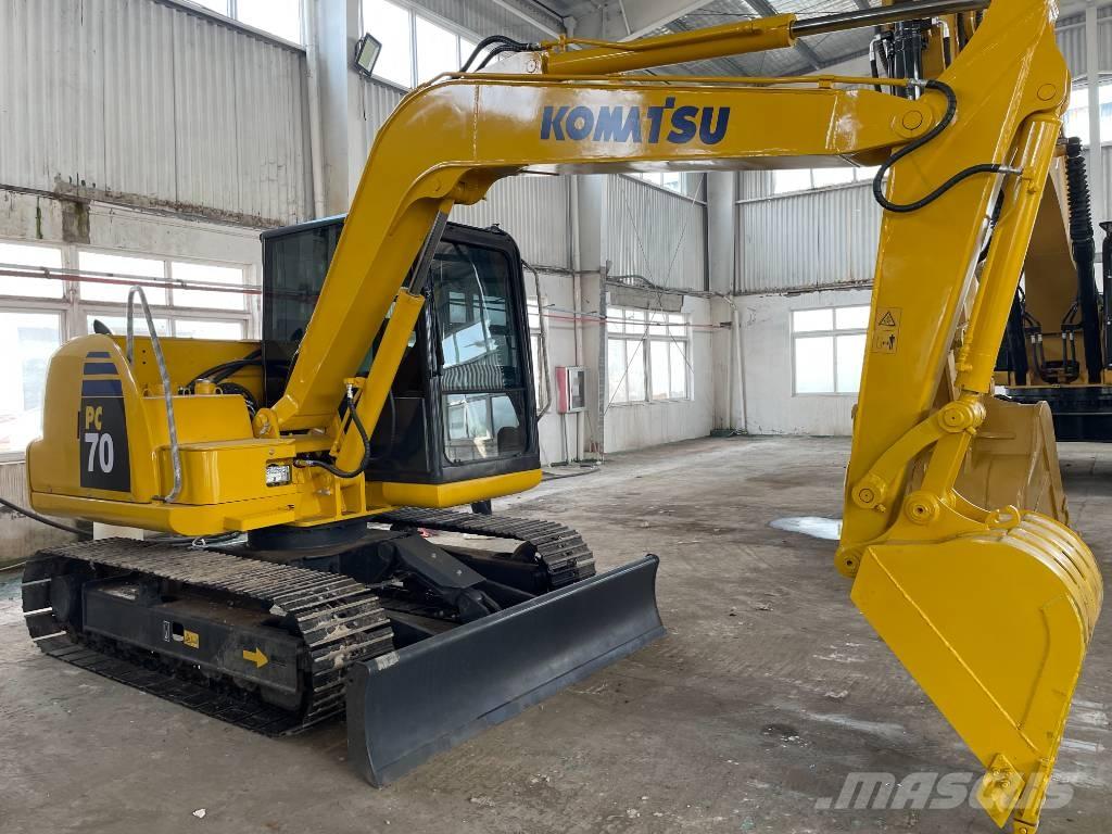 Komatsu PC 70 Excavatoare 7t - 12t