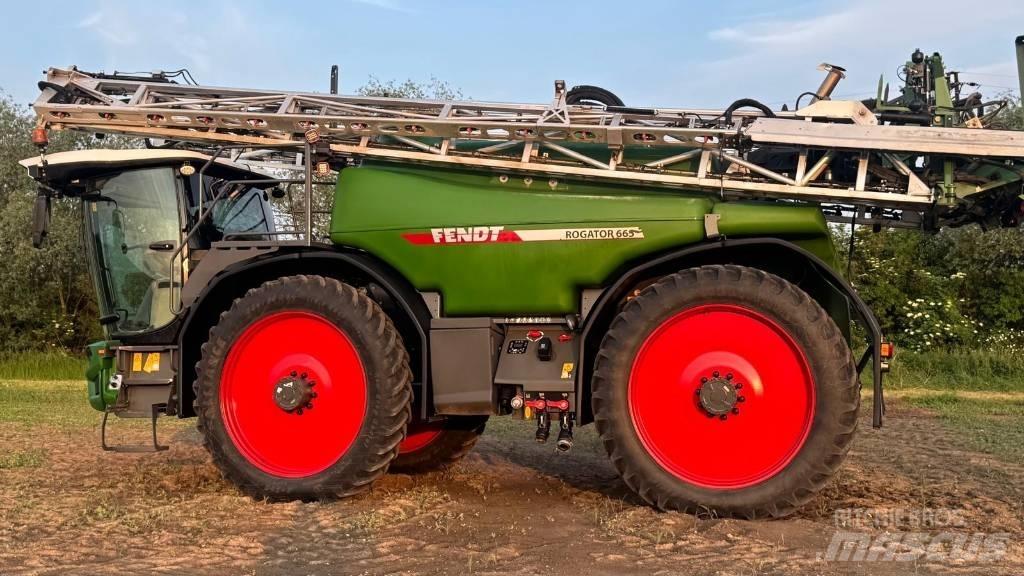 Fendt Rogator 665 Pulverizatoare autopropulsate