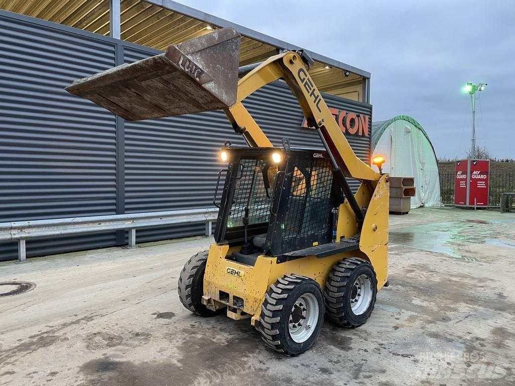 Gehl R 165 Utilaje de manevrarea a bustenilor