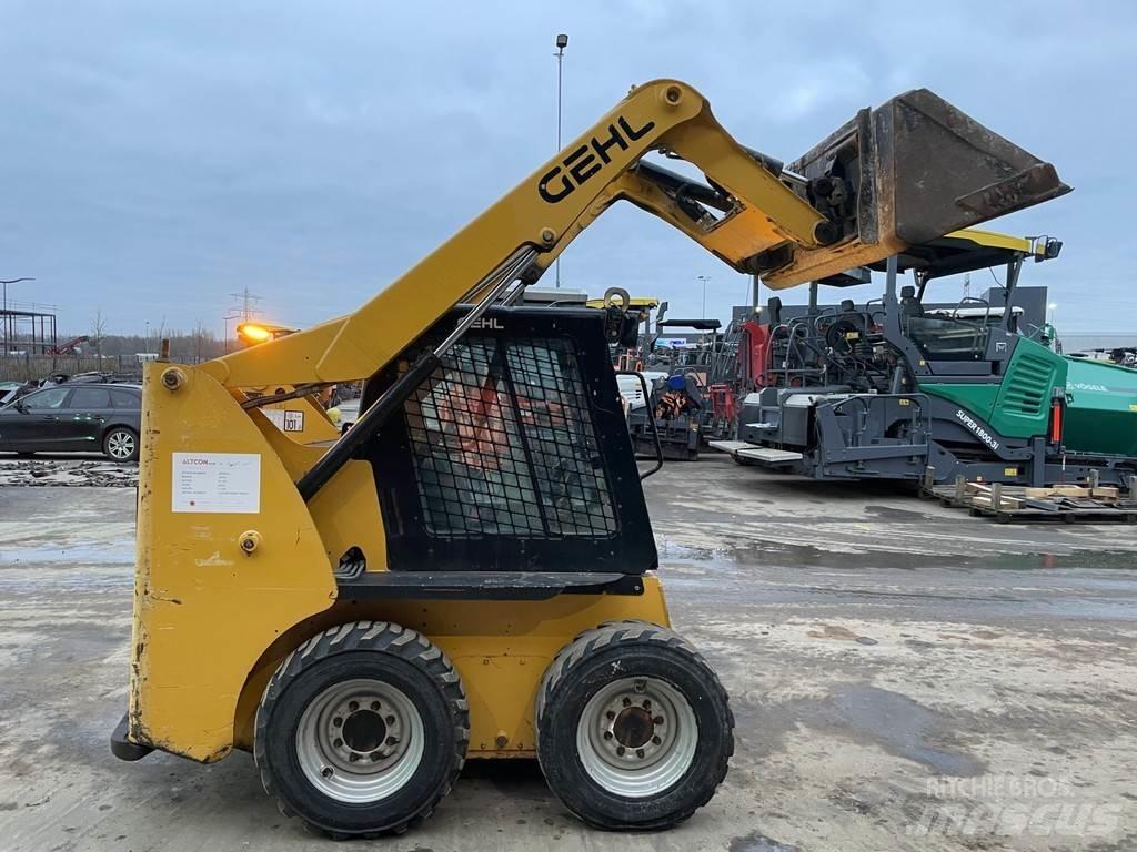 Gehl R 165 Utilaje de manevrarea a bustenilor