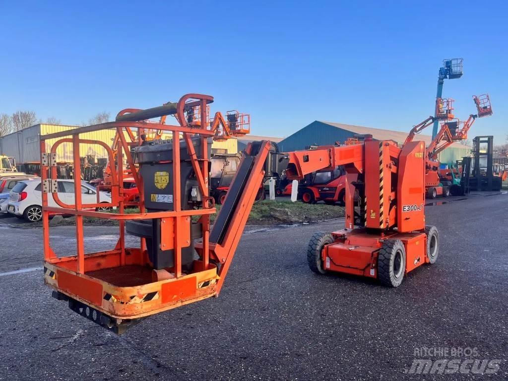 JLG E300AJP Nacele cu brat articulat
