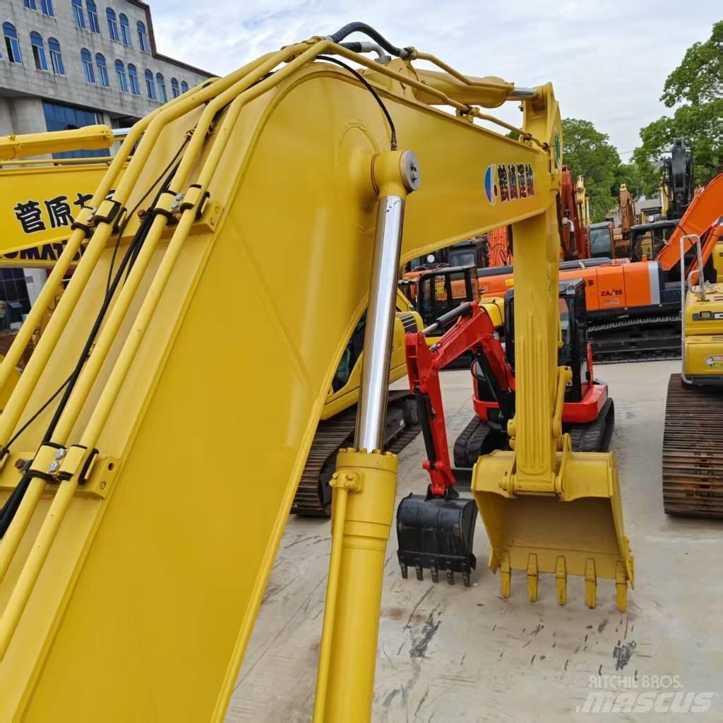 Komatsu PC 220-8 Excavatoare pe șenile
