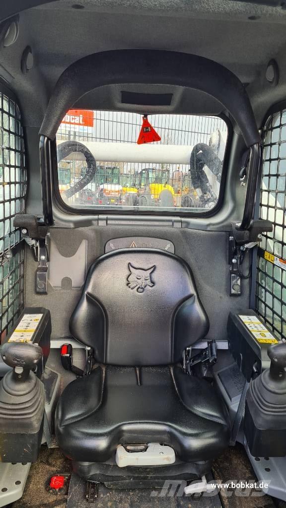 Bobcat T 770 Încarcatoare cu excavator