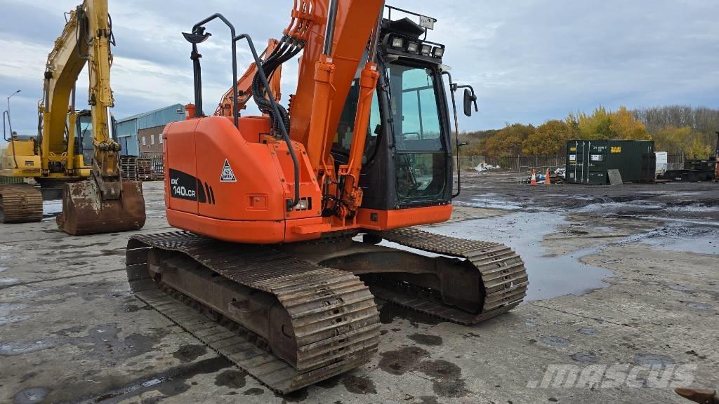 Doosan DX 140 LCR-3 Excavatoare pe șenile

